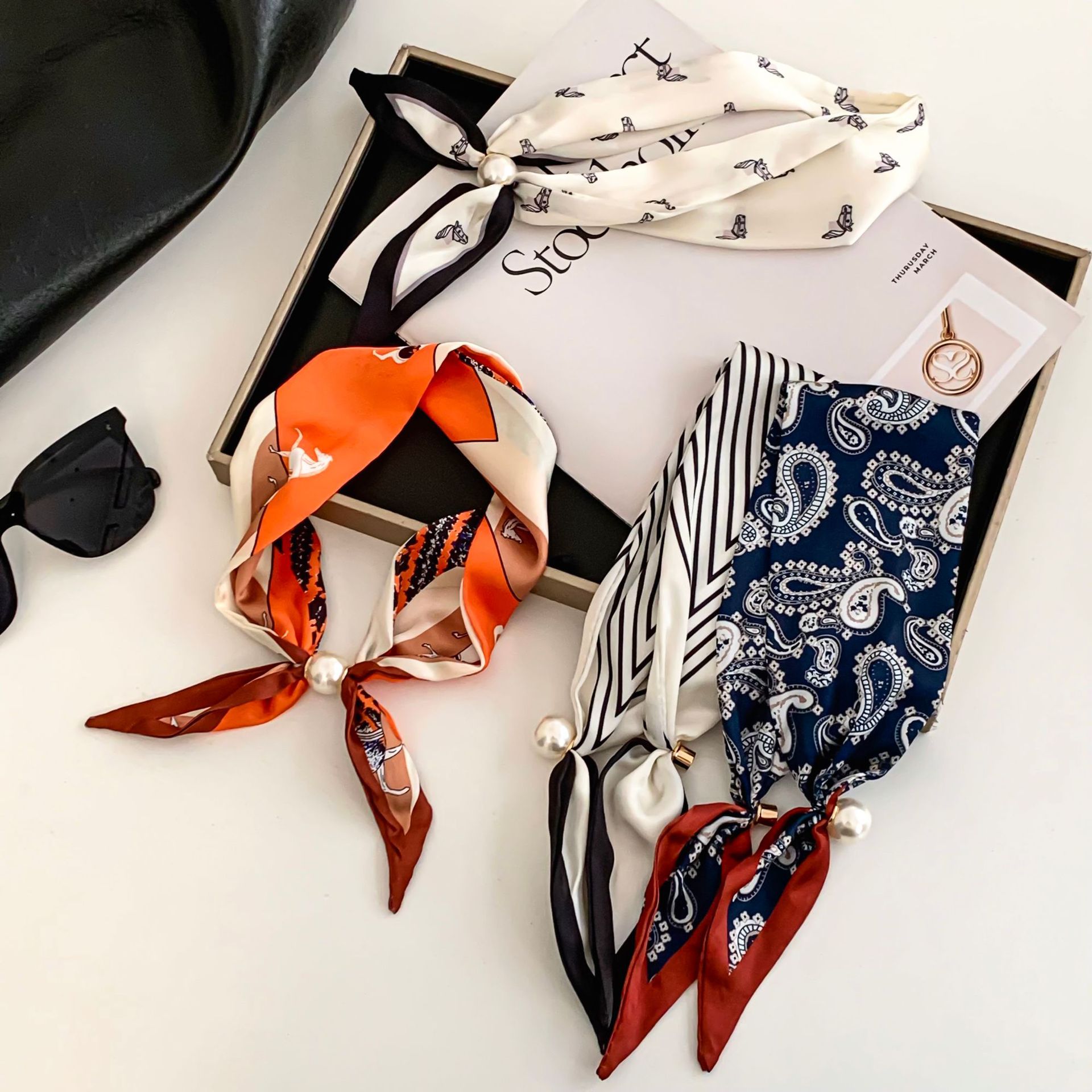 Cashew Flower Silk Scarf Effor - đánh giá và giá Outdoor Furniture Decor